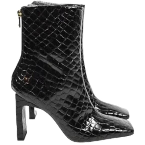 Good American Black Faux Croc Embossed Booties Size 5 NWT $249 MSRP - Picture 1 of 8